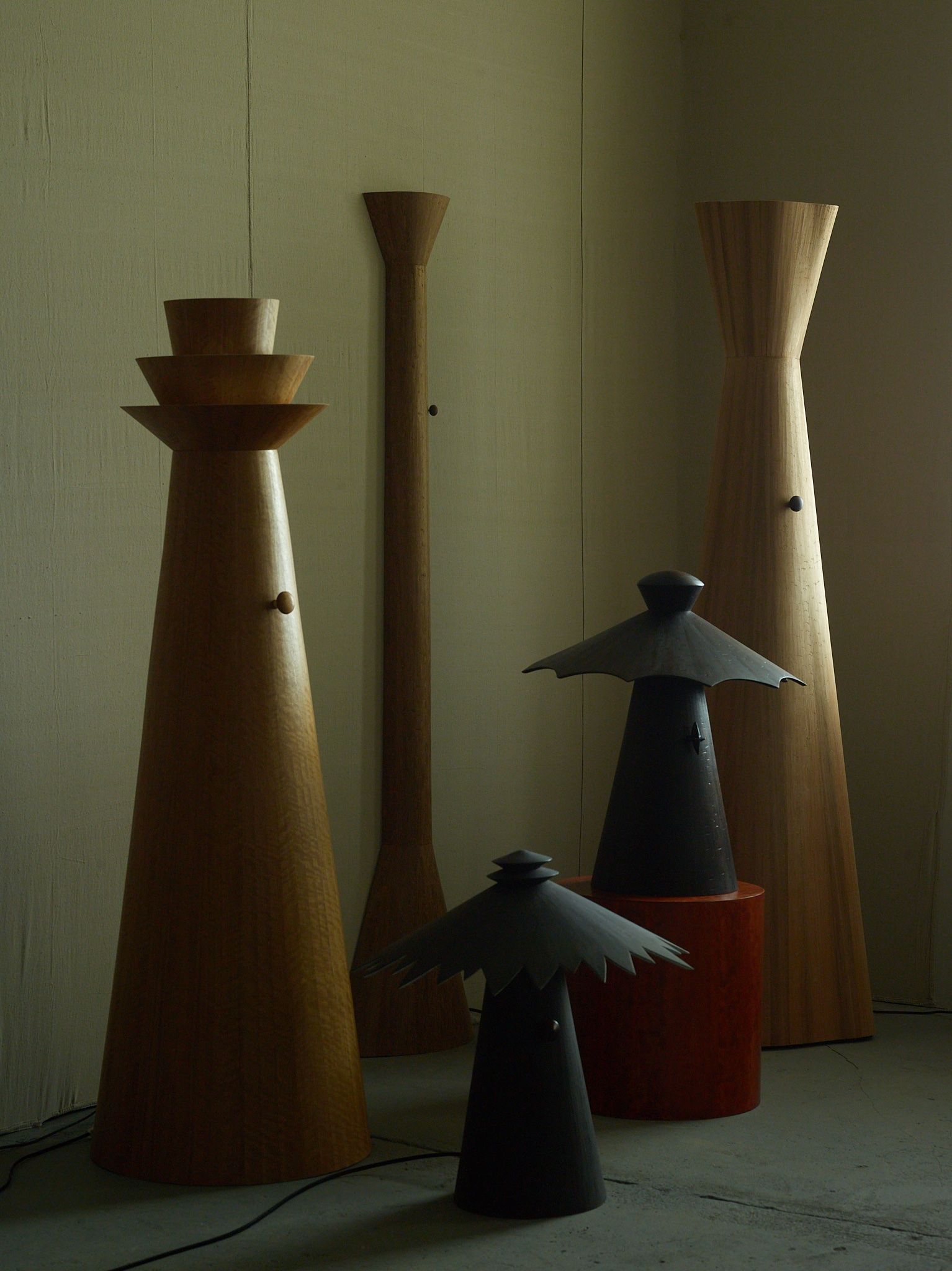 Bishop floor lamp 2
