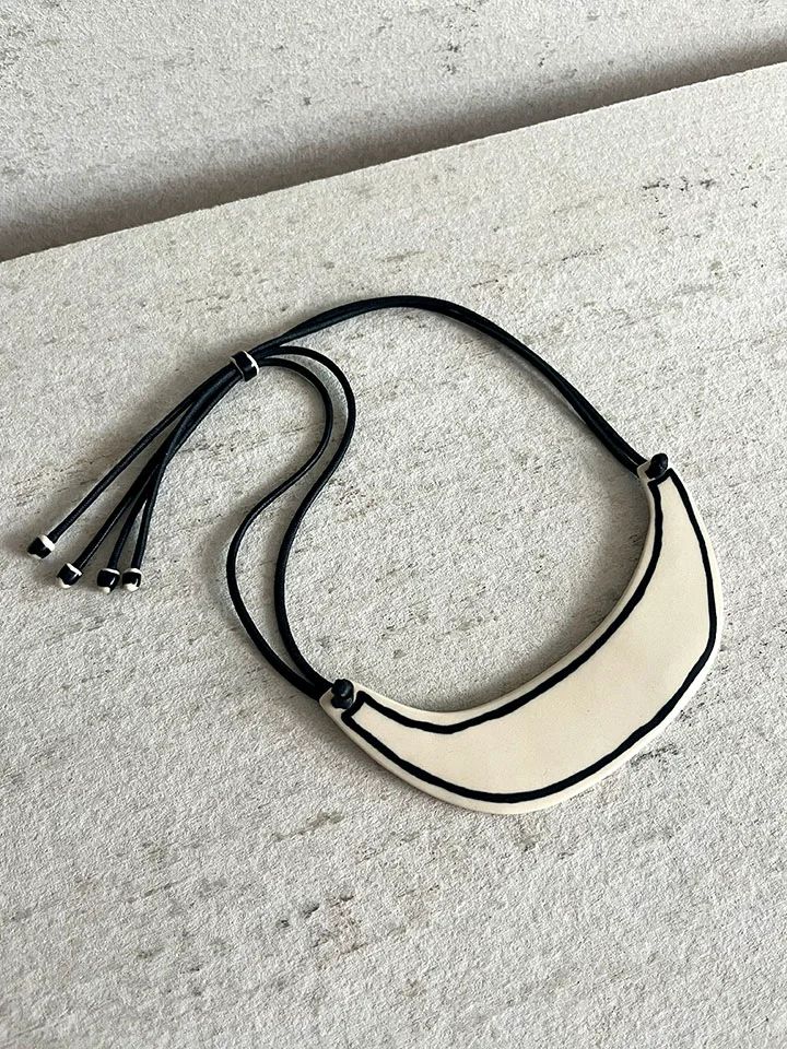 Tinta Gorget Ceramic Statement Necklace 2