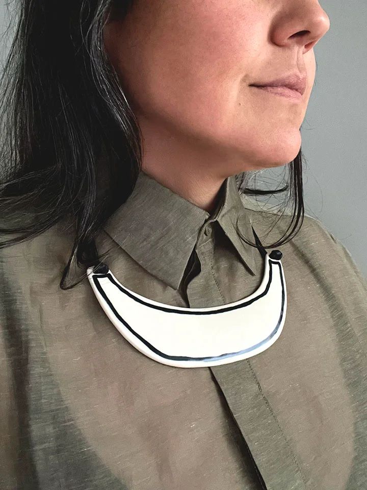 Tinta Gorget Ceramic Statement Necklace 3