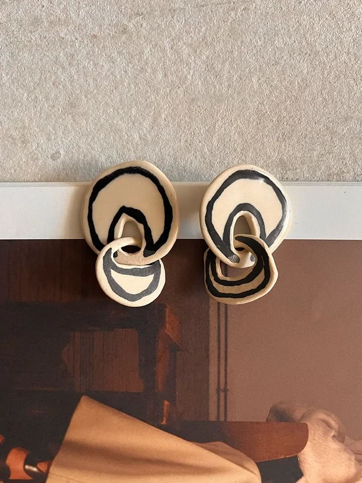 Tinta Nudo No. 2 earrings by Cloud Commons