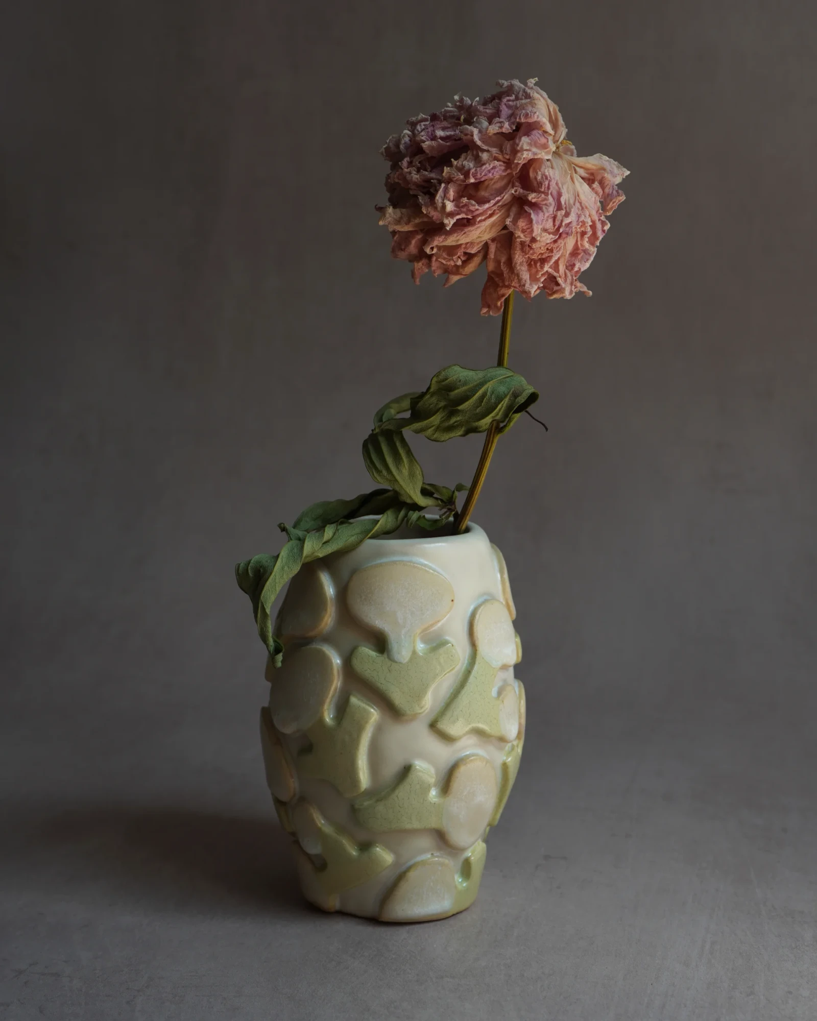 Flores Vase by Studio Flan