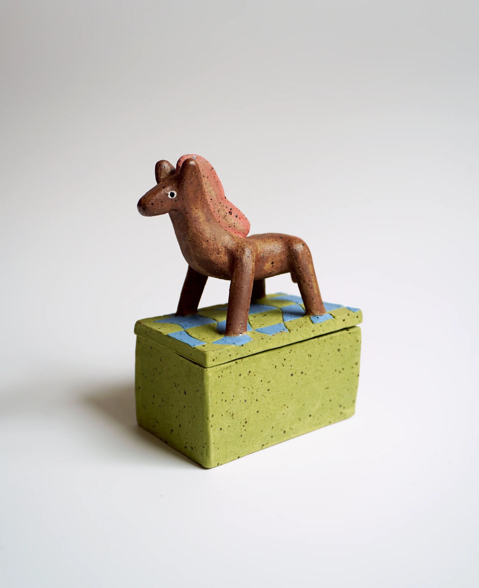 Cavalinho Box I by Studio Flan