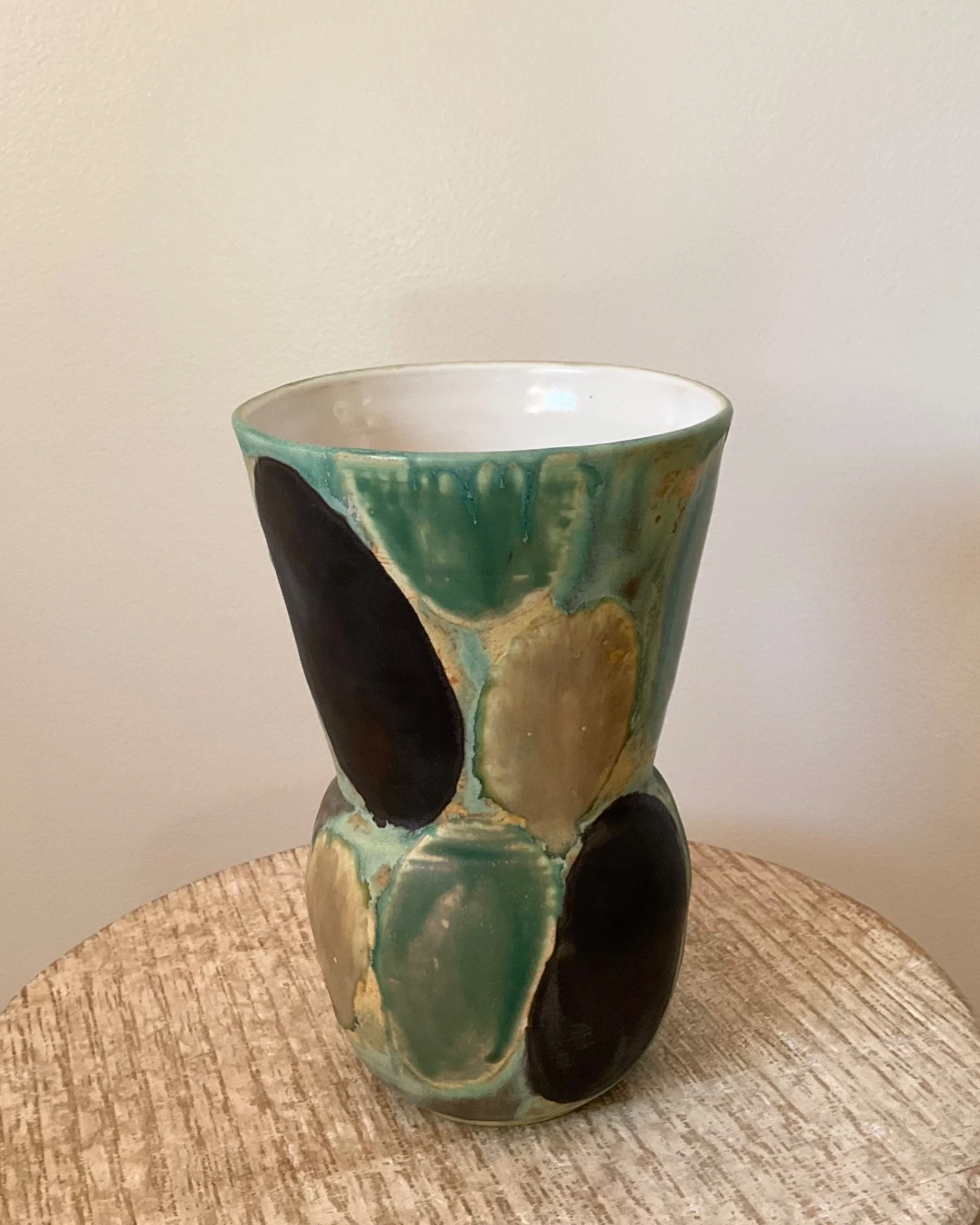 Ellipse flared vase by Singular Creature