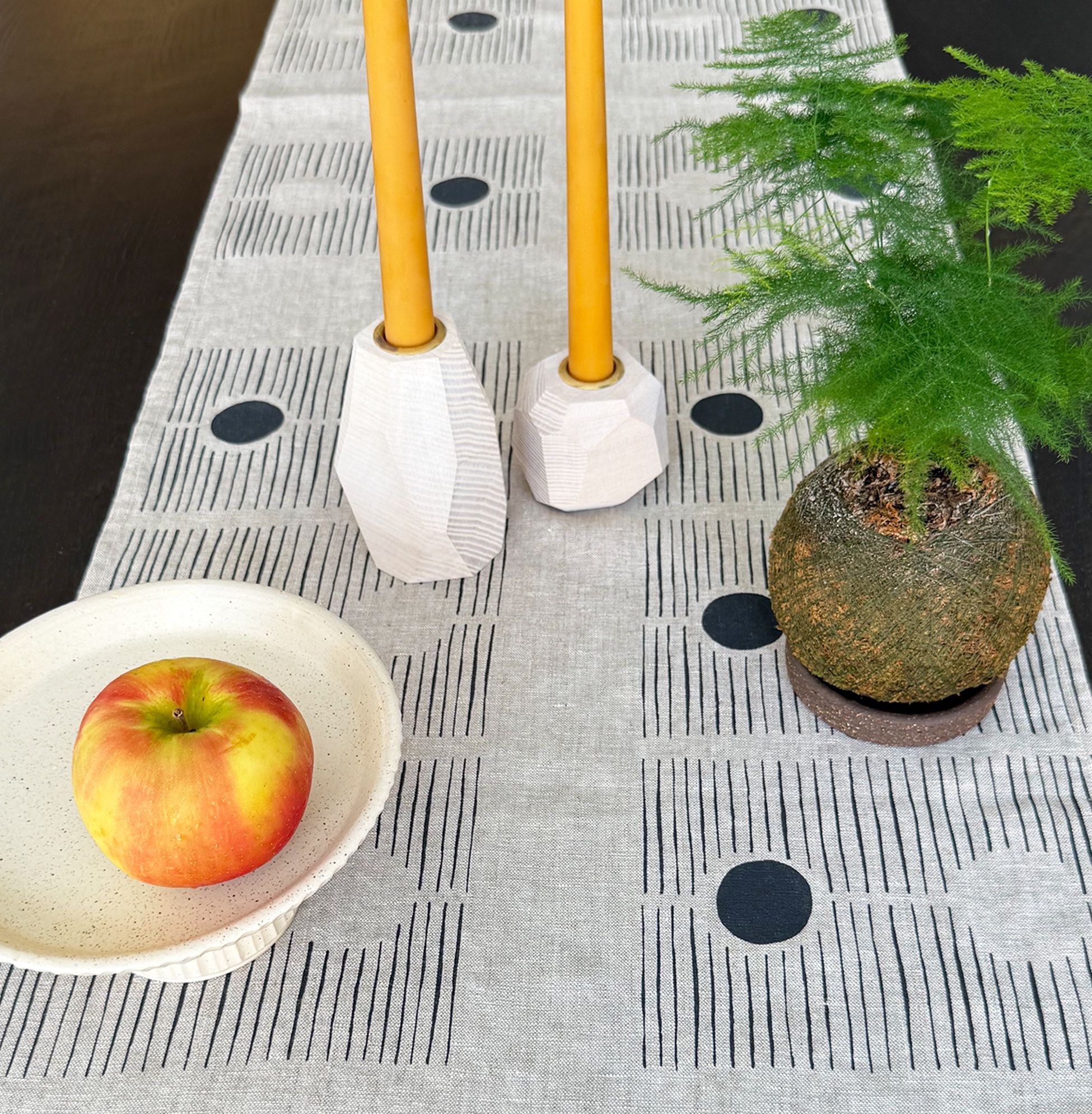 Table Runner 2