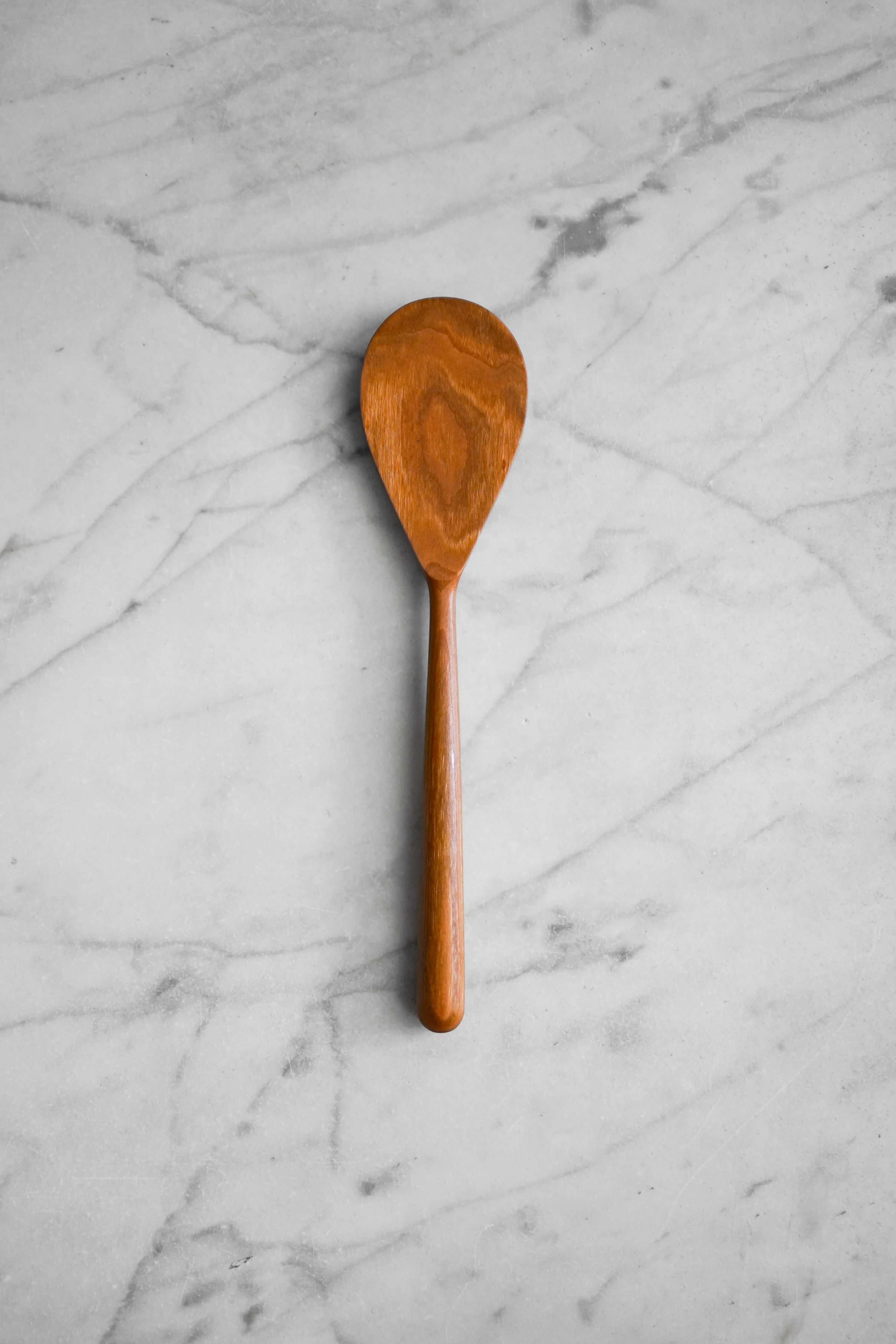 Centered Cooking Spatula - Walnut or Cherry Wood by Four Leaf Wood Shop 