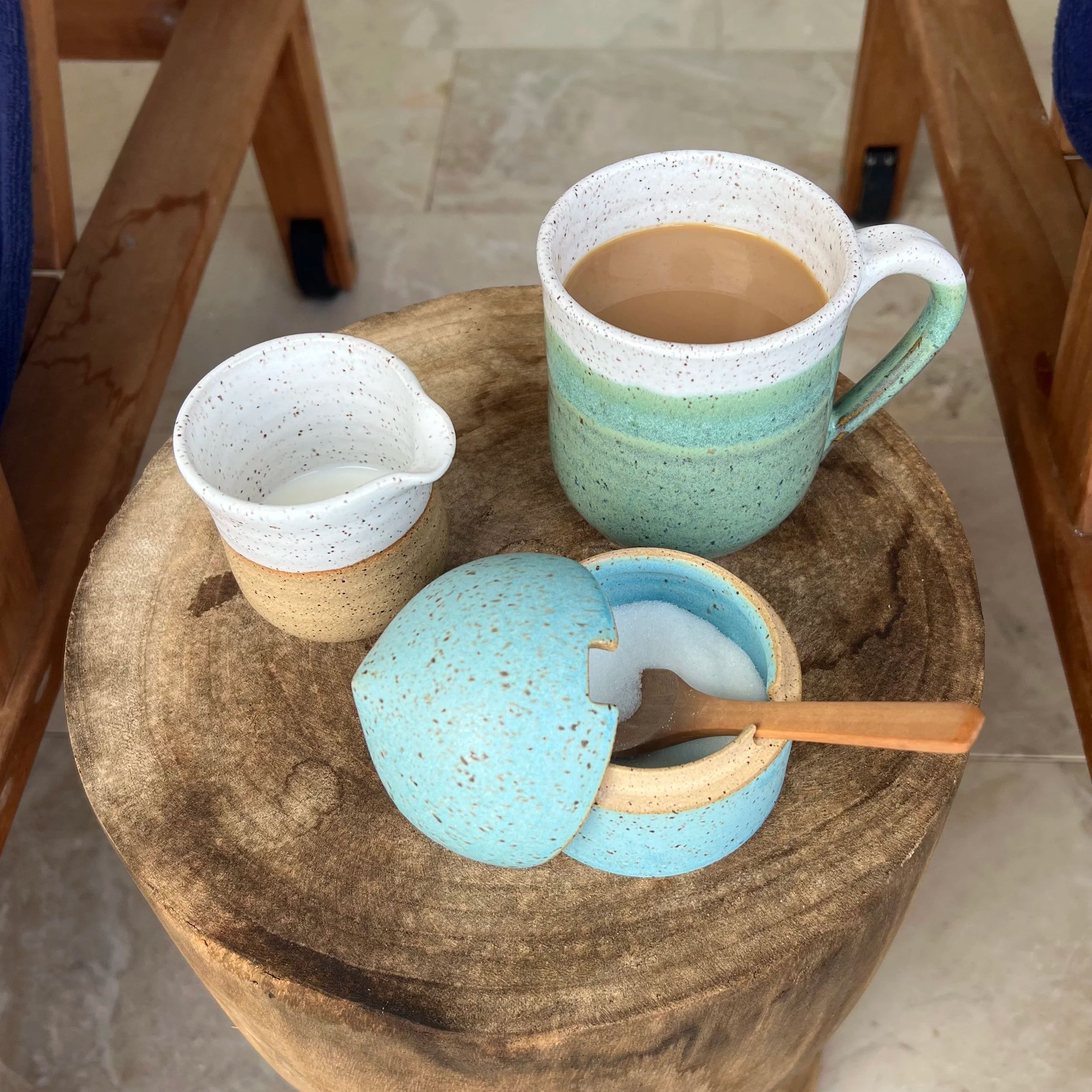 Sugar Bowl with Lid 25