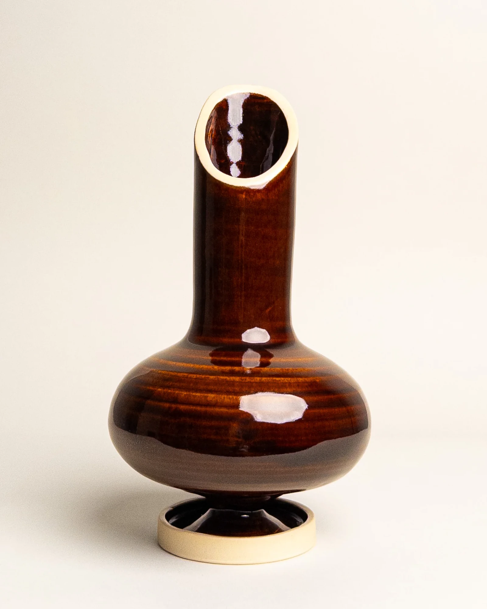Swung Vase by DEEP BLACK